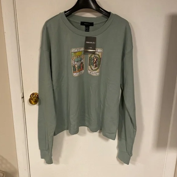 Forever 21 crewneck - Picture 1 of 9